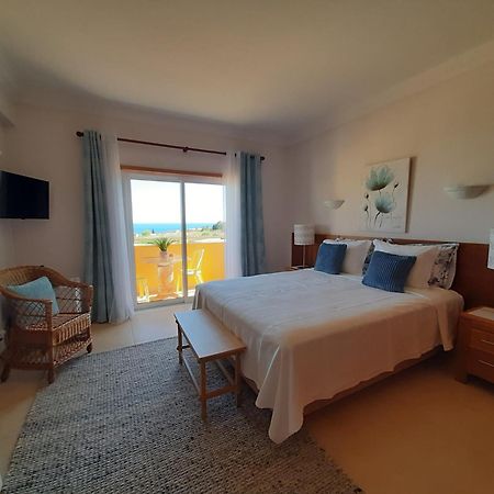 Lucie Lime Guesthouse Luz Exteriör bild